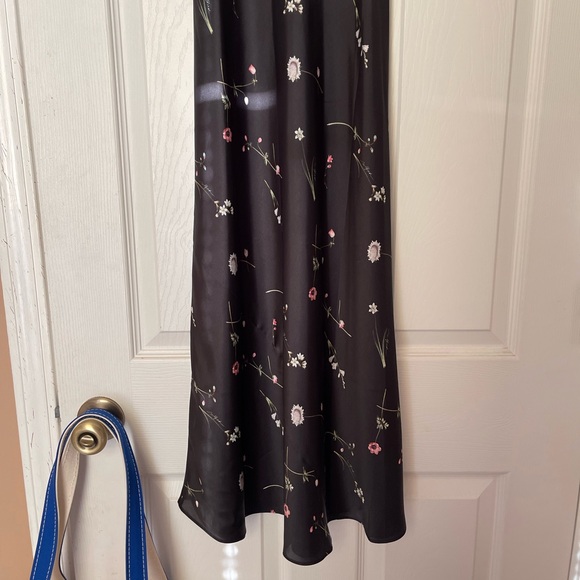 Wilfred Floral Slip Dress - Picture 7 of 8